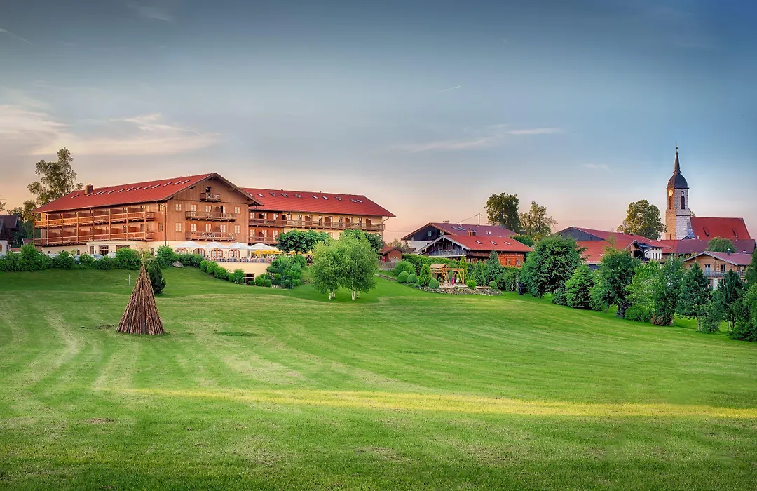 Hotel und Landgasthof Altwirt-1