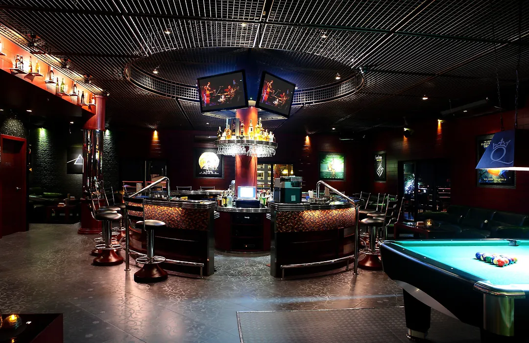 Queens Hotel Angeles City-1