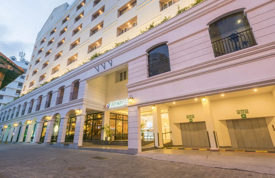 Fairway Colombo - Sri Lanka'S First Hotel With Robot Technology-1
