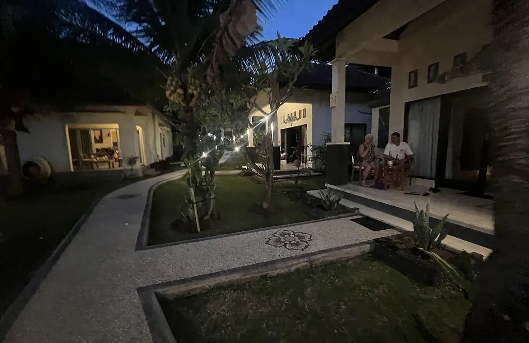 Segara Wangi Beach Cottages-1