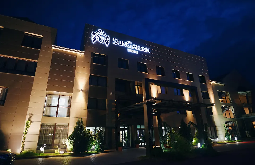 Black Tulip Hotel-1