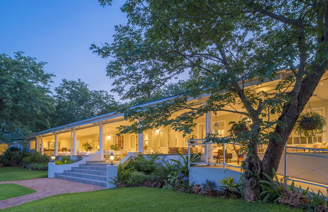 Batonka Guest Lodge-1