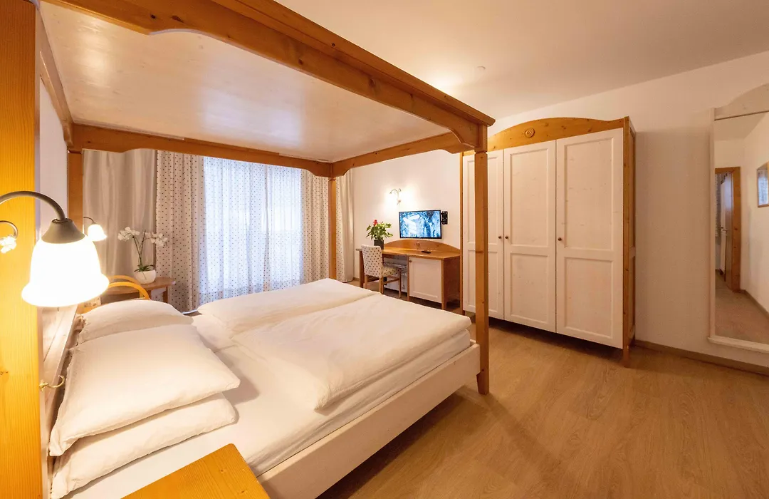 Hotel Hellweger-1