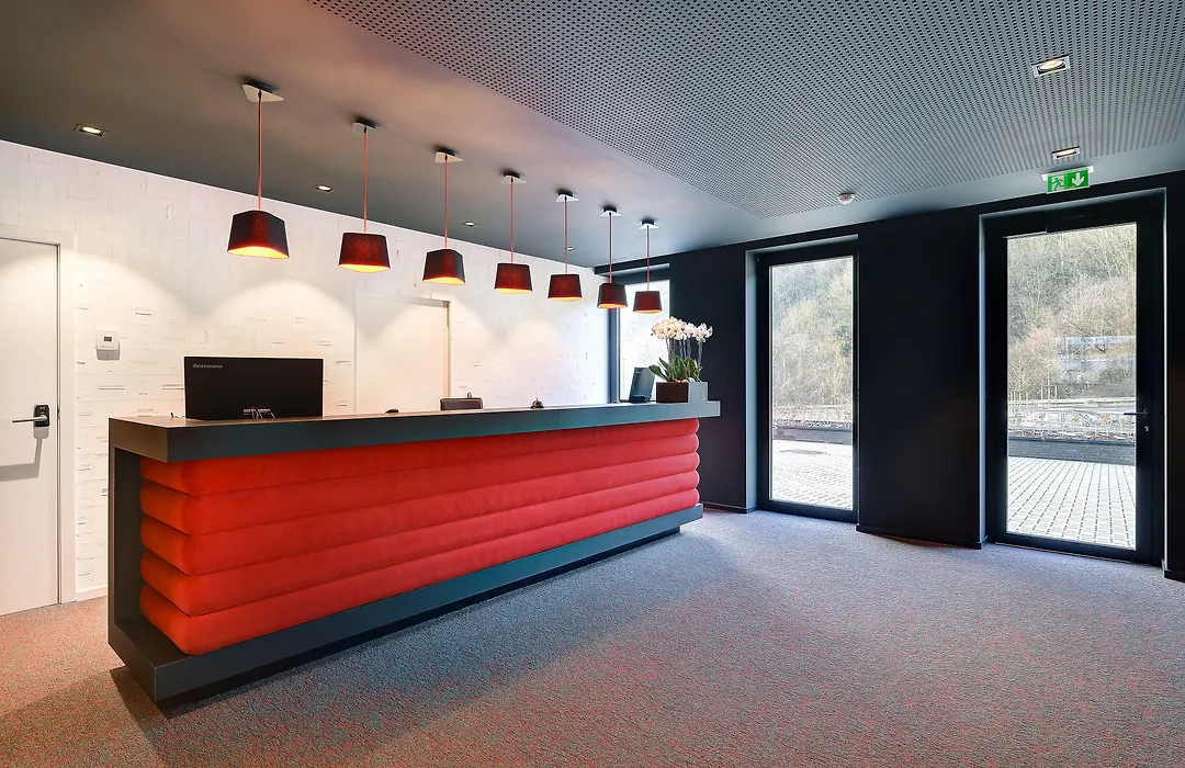 R Hotel Experiences-1