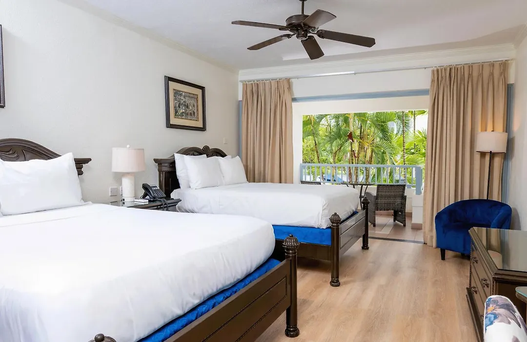 Savannah Beach Club Hotel-1