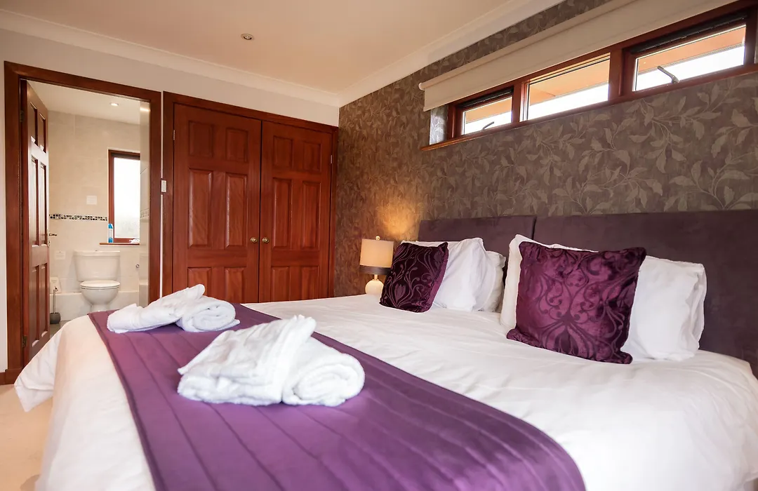 Glede Knowe Guest House-1