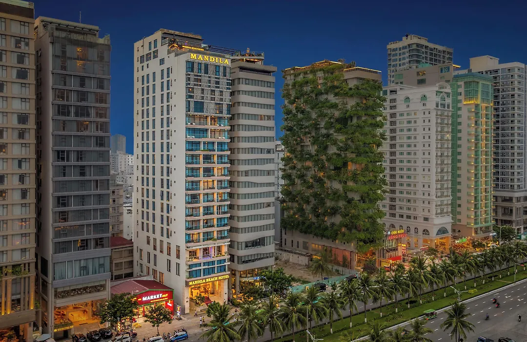 Mandila Beach Hotel Danang-1