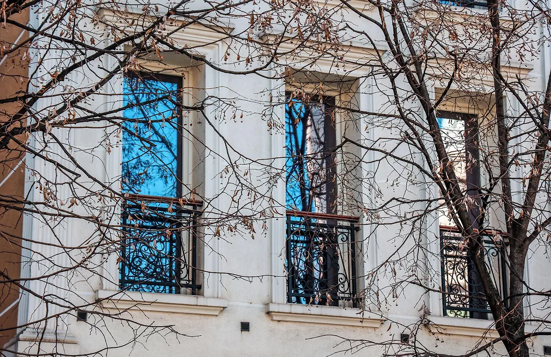 Senator Hotel-1