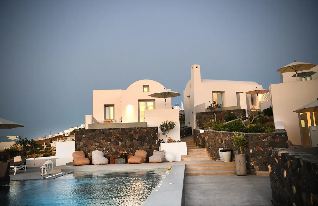 Nova Luxury Suites-1