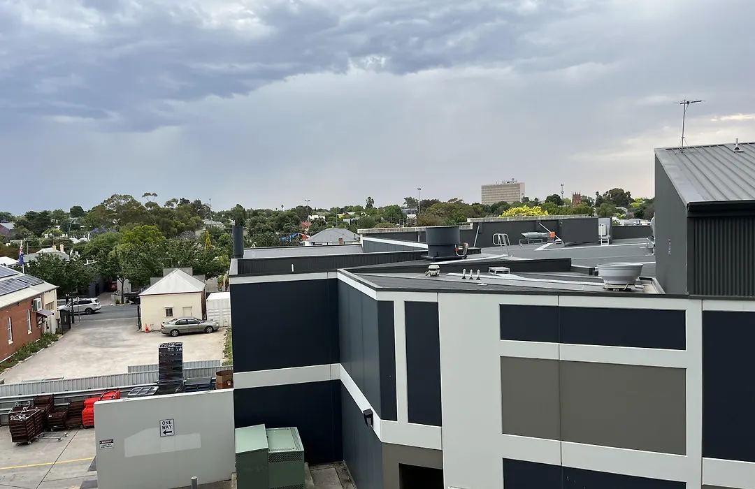 Tasha'S Apartments On Warwick-1