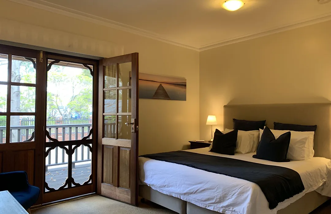 Guildford River Retreat-1