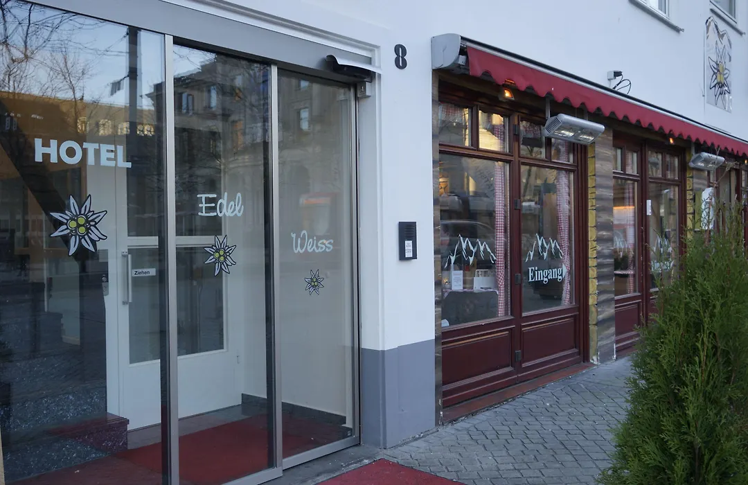 Hotel Edel Weiss-1