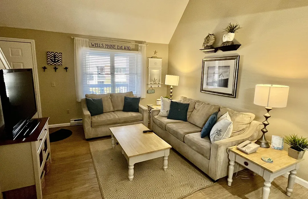 Elmwood Resort Hotel-1