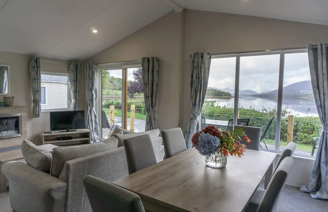 Linnhe Lochside Holidays-1