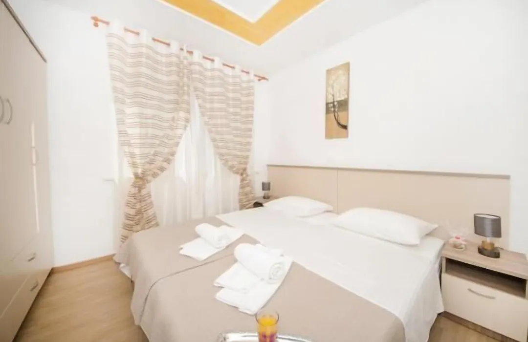 Guest House Mia-1