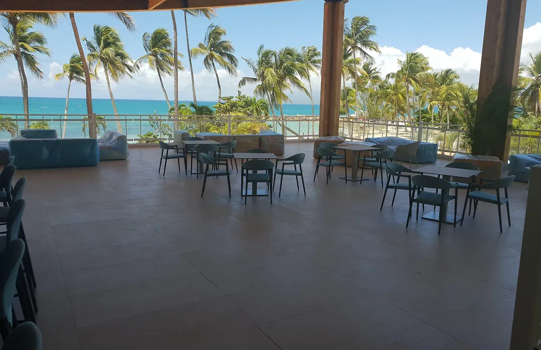 Hotel Arawak Beach Resort-1