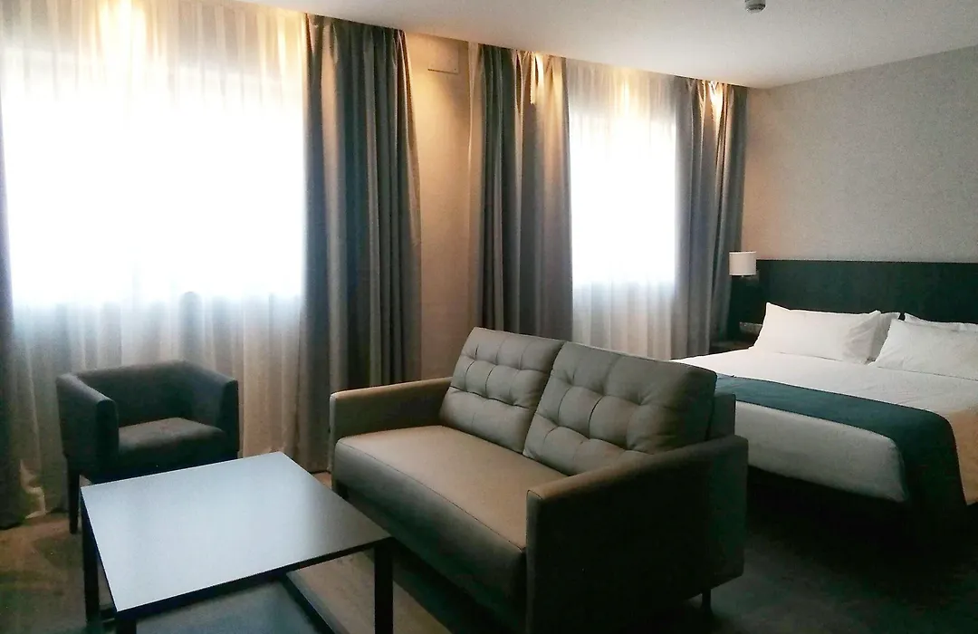 Hg City Suites Barcelona-1