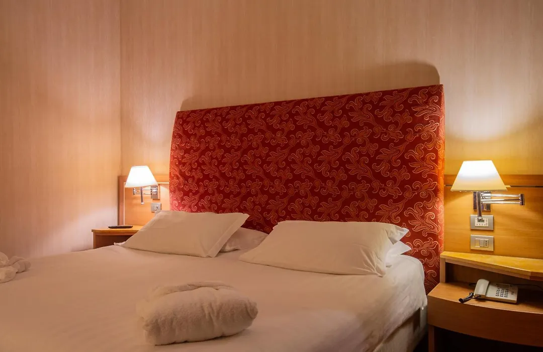 Poli Hotel-1