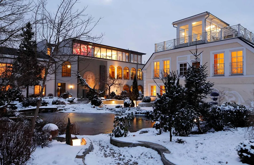 Garten-Hotel Ochensberger-1