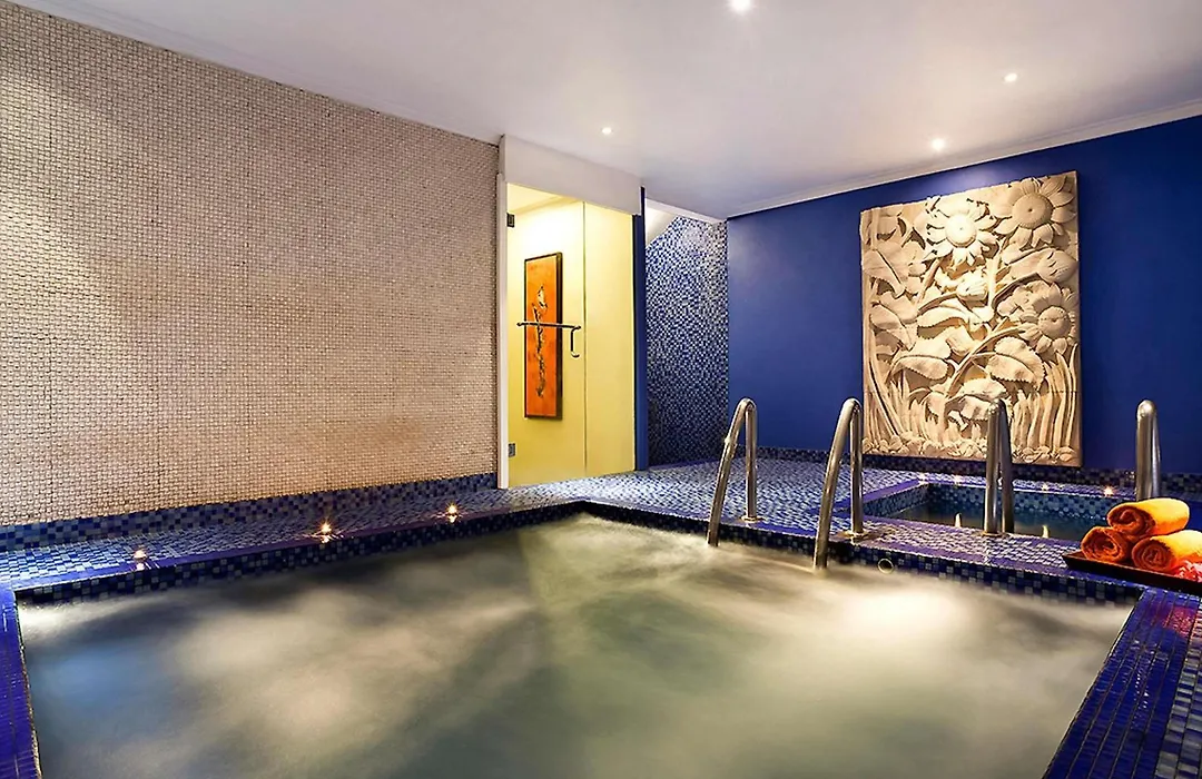 Novotel Solo-1