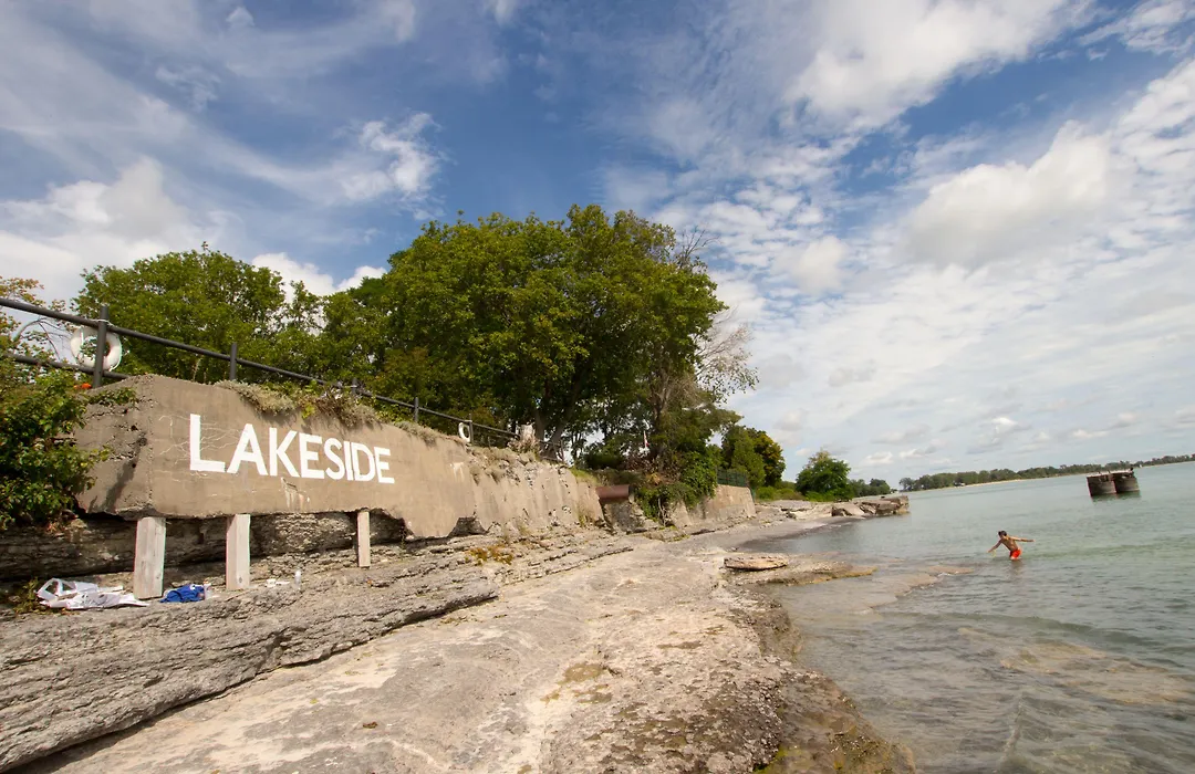 The Lakeside Prince Edward County-1