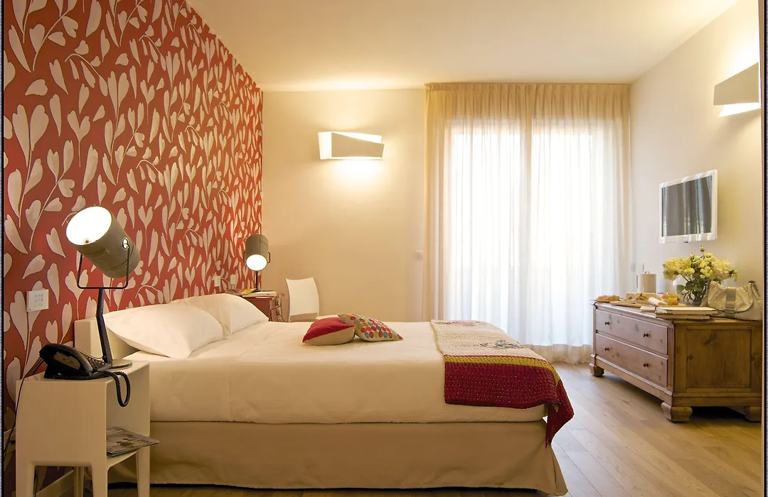 Spluga Sosta & Hotel-1