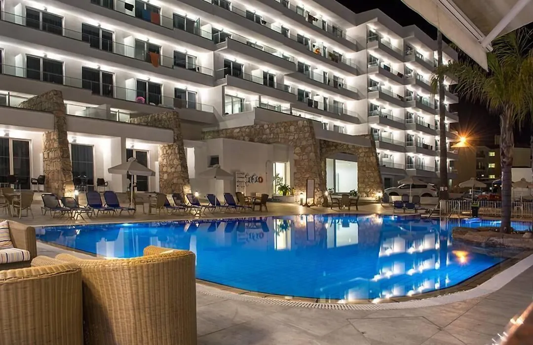 Melini Hotel Suites-1