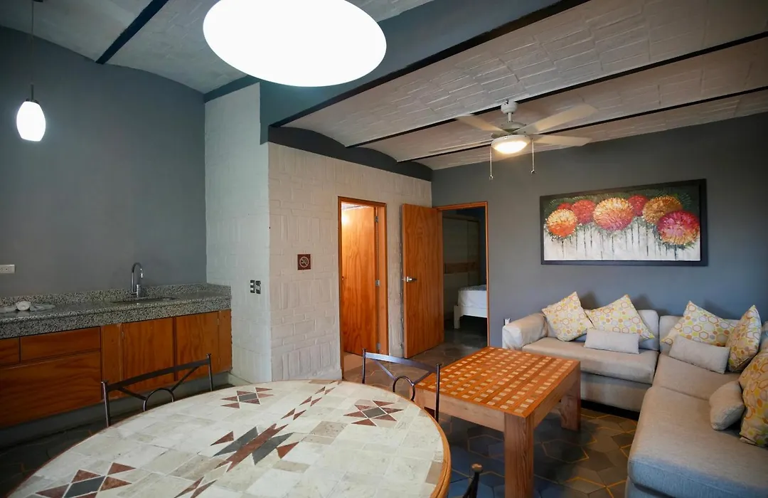 Mama Chuy Hotel&Villas Ajijic-1