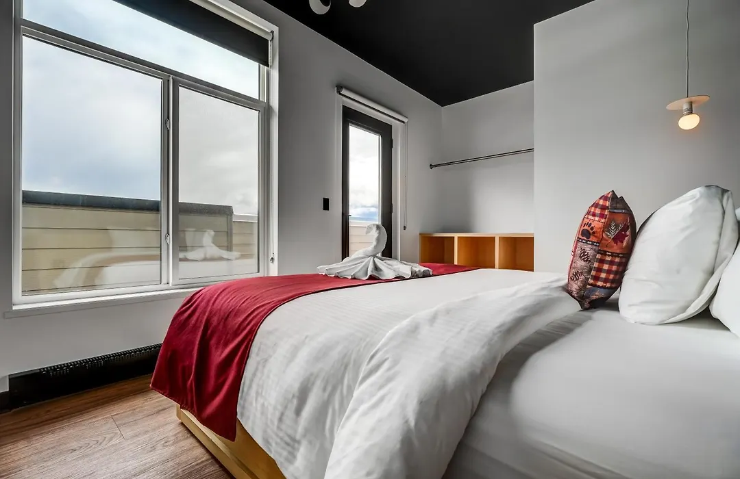 Raven Inn Whitehorse-1