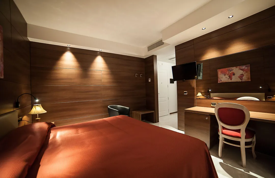Family Center Hotel-1
