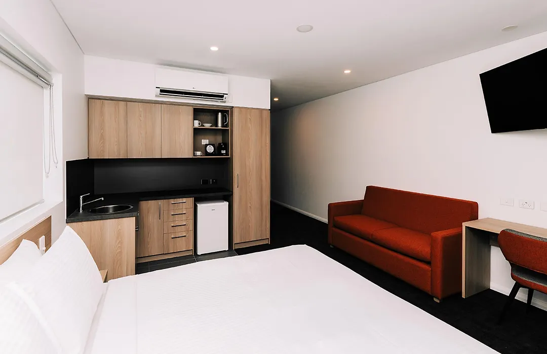 Toms Court Hotel-1