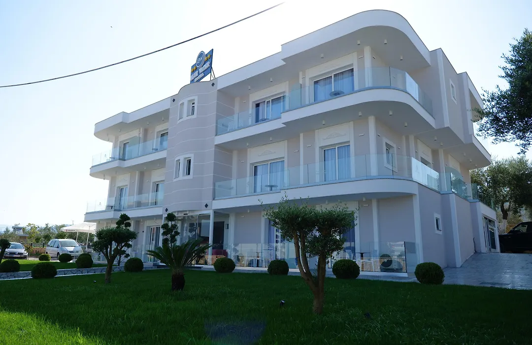 Blue Water Hotel Ksamil-1