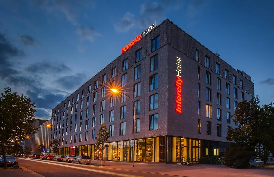 Intercityhotel Saarbruecken-1