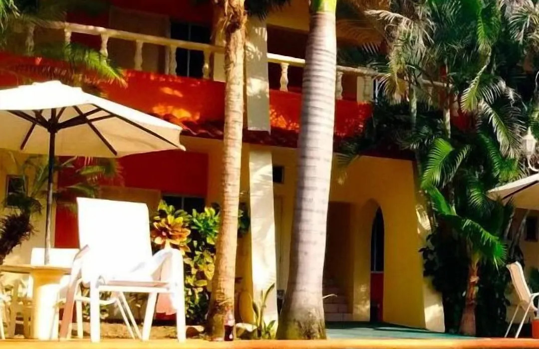 Hotel Brisas de Verano-1