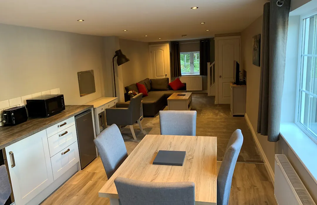 Fornham Guest House-1