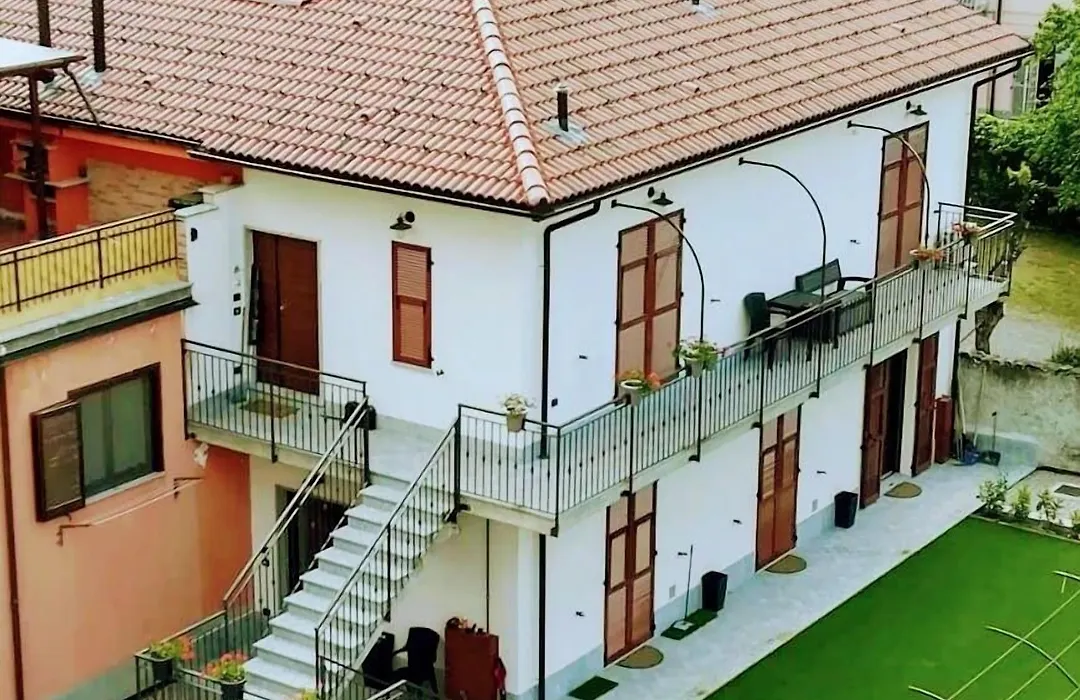 Dely B&B-1
