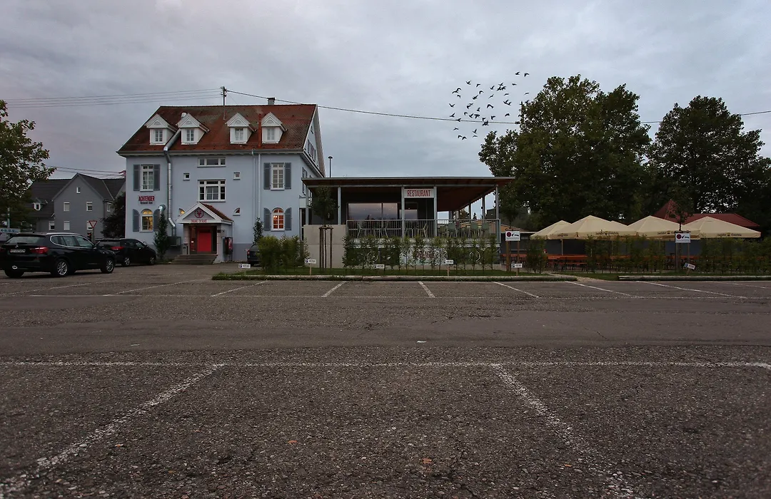Achtender-1