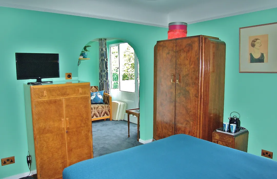Twentieth Century B&B-1