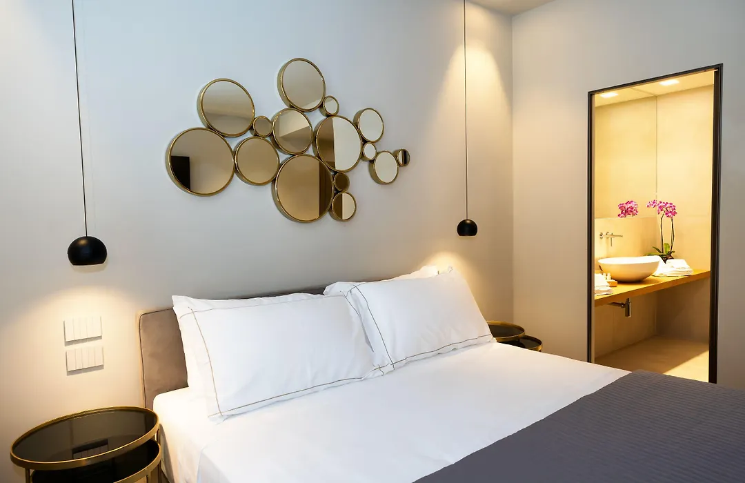 Elite Accommodations & Hydromassage Pool-1