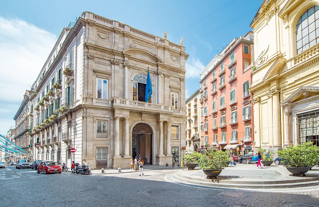 Palazzo Doria Napoli-1