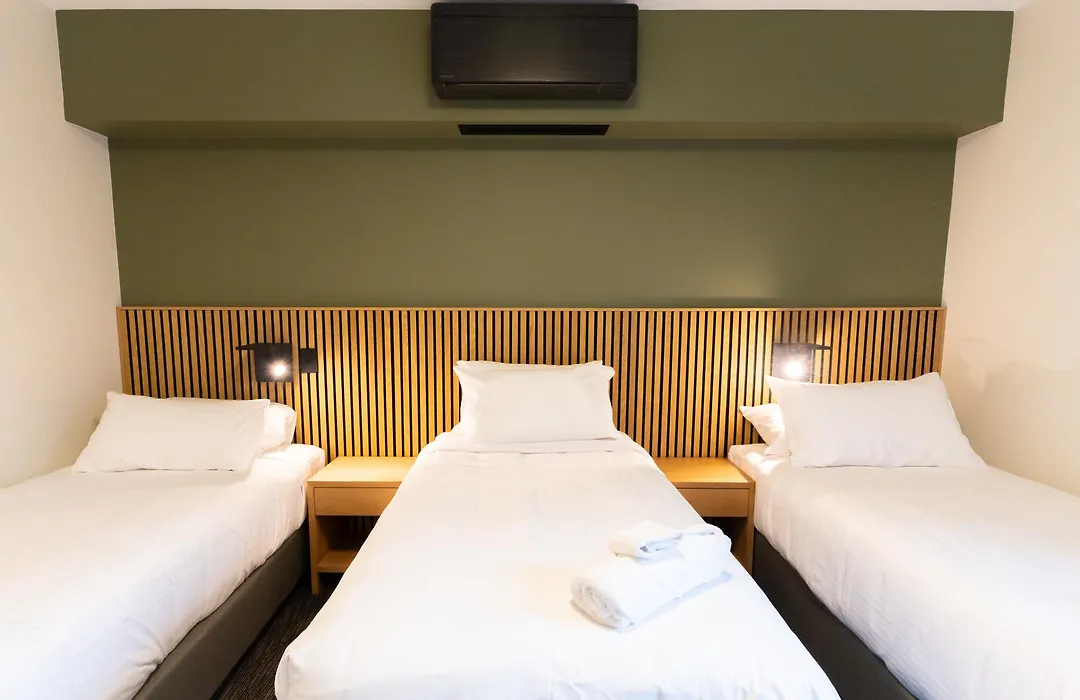 Mill Hotel Milperra Panania-1