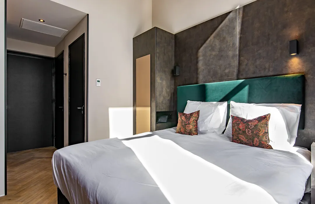 Monument Hotel-1