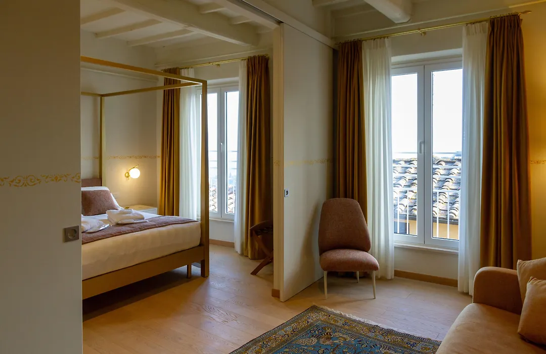 Palazzo Essenza-1