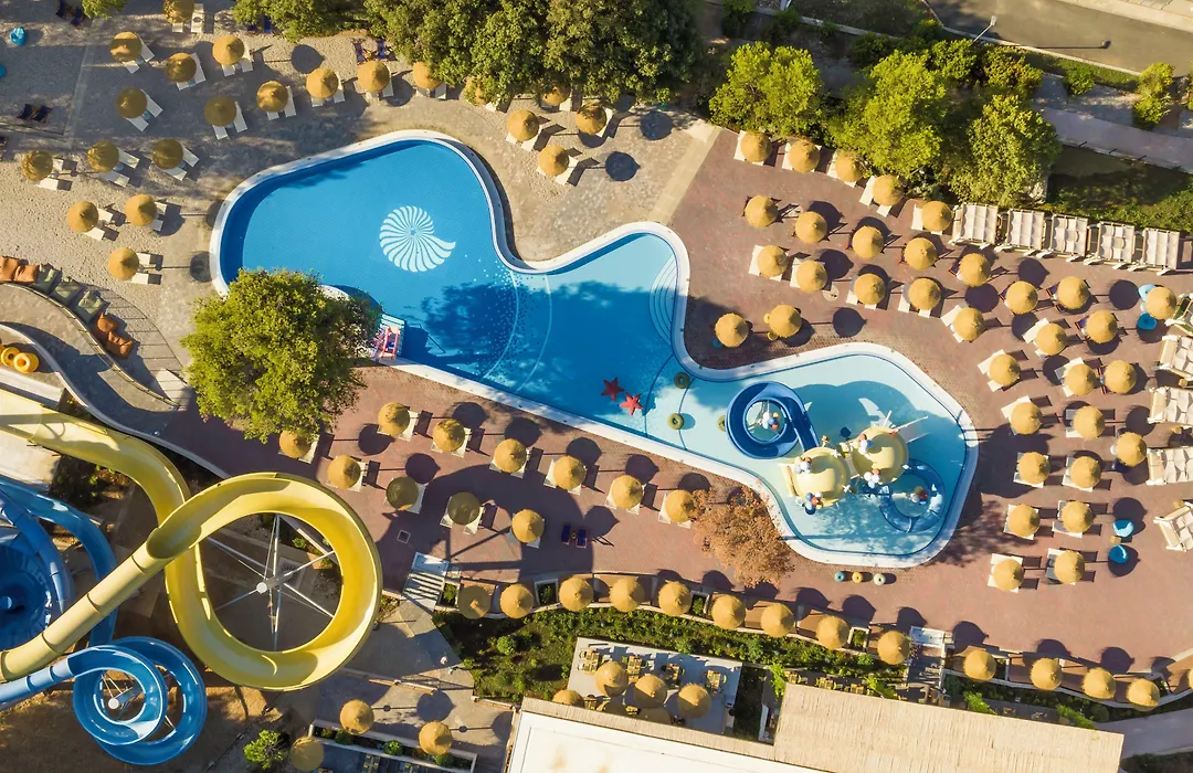 Valamar Amicor Resort-1
