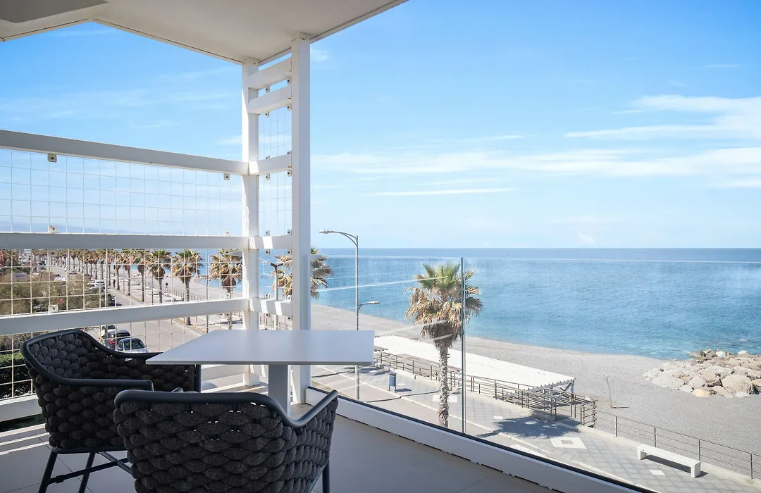 Seaside Hotel-1