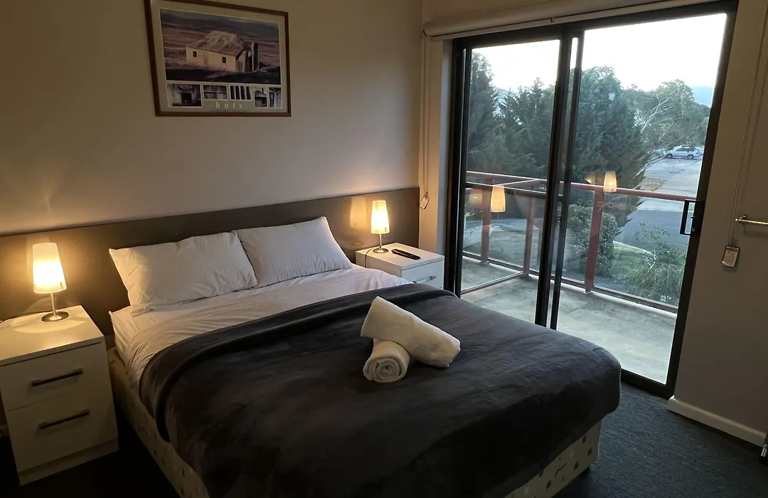 Yuki Inn Jindabyne-1