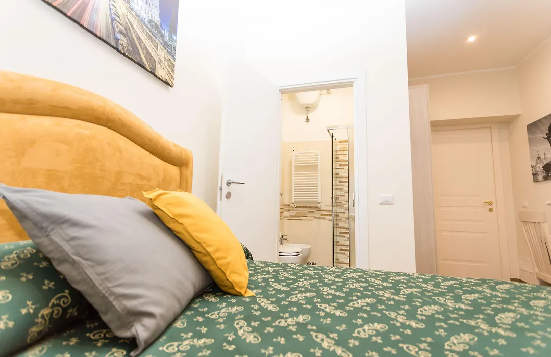 Dreaming in Rome - Vittorio Veneto Guest House-1