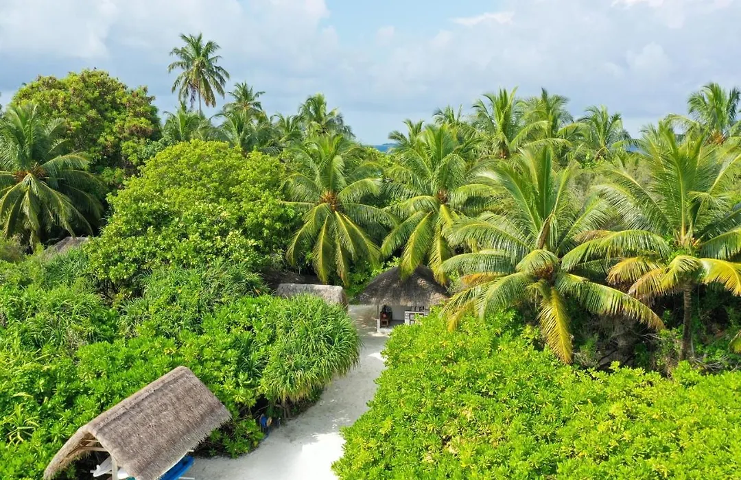 Makunudu Island- An Intimate Hideaway-1