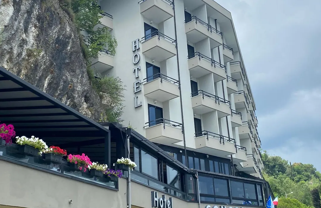 Hotel Concorde-1