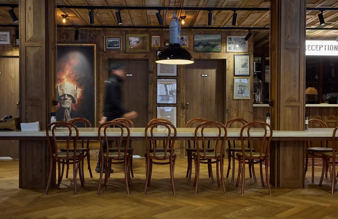 Hotel Akureyri-1